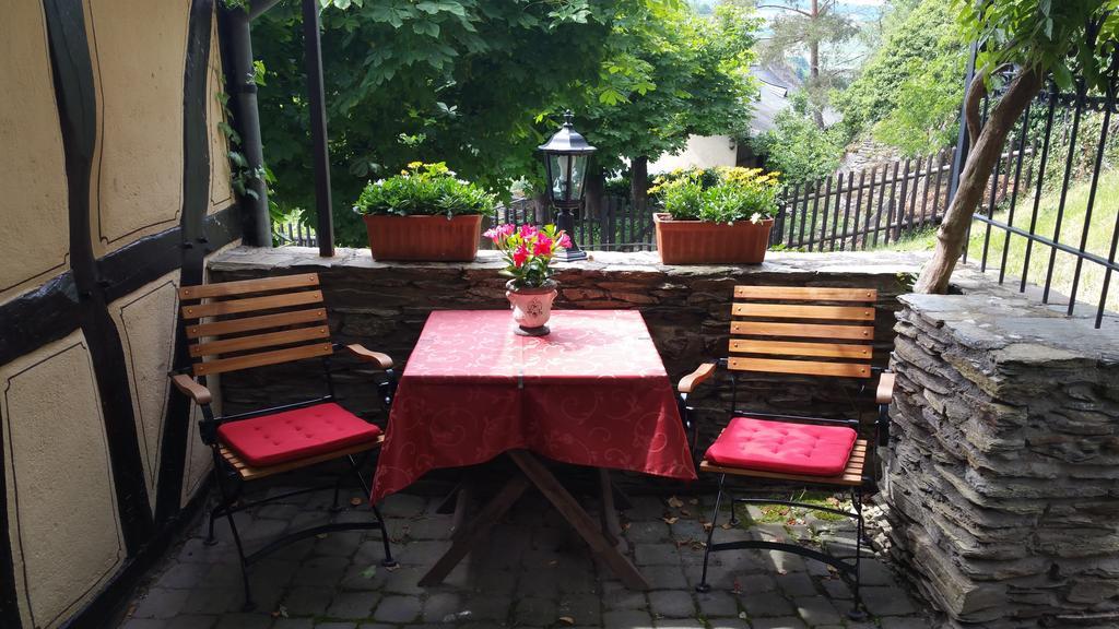 Burghotel Auf Schoenburg Oberwesel Esterno foto