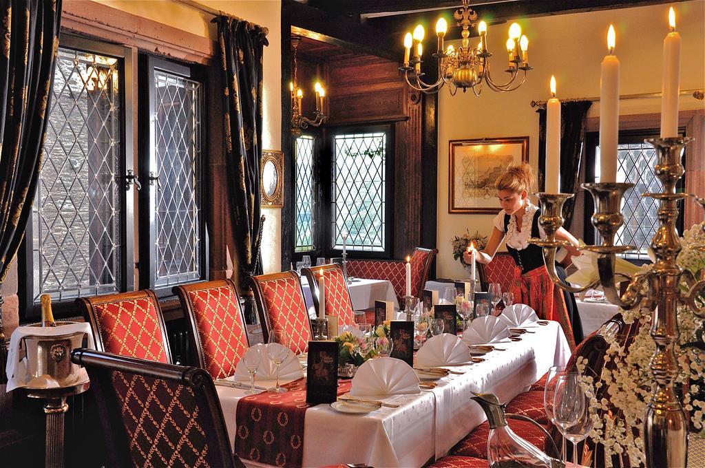 Burghotel Auf Schoenburg Oberwesel Esterno foto