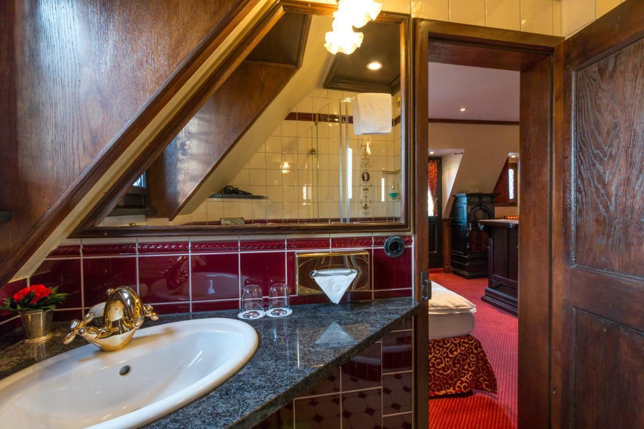 Burghotel Auf Schoenburg Oberwesel Esterno foto